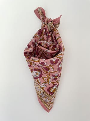 petitfoulard-indien-blockprint-50cm-carré-imprimé-motifs-fleurs-rose-blanc-camel