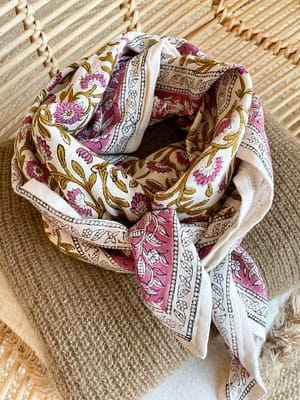 grandfoulard-rose-camel-blanc-bonheurdujour-fleurs-impriméindien