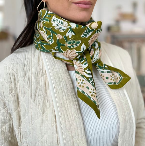 foulard-indien-blockprint-imprimé-fleurs-écru-rose-vertolive-grandformat